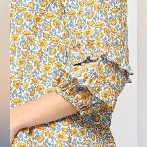 NWOT Gigio Yellow Floral Peasant Tiered 3/4 Sleeve Top | size small - Picture 3 of 7